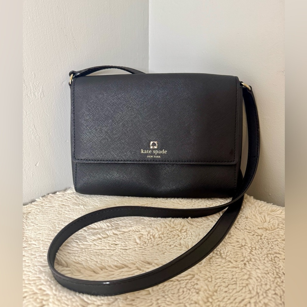 Kate Spade New York Cove Street Dody Crossbody Bag in Black